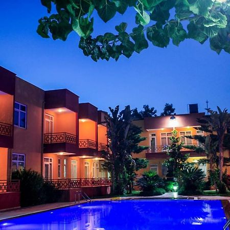 Camyuva Motel เกเมร์ ภายนอก รูปภาพ