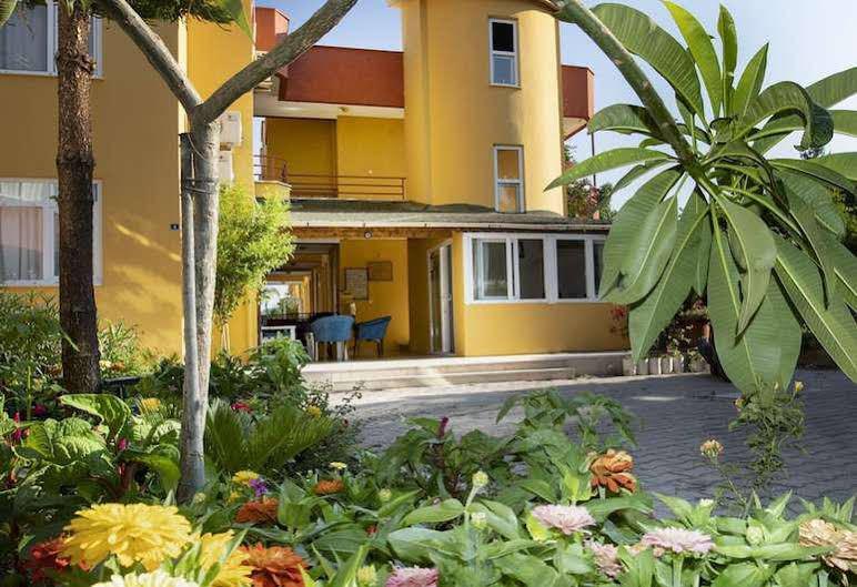 Camyuva Motel เกเมร์ ภายนอก รูปภาพ