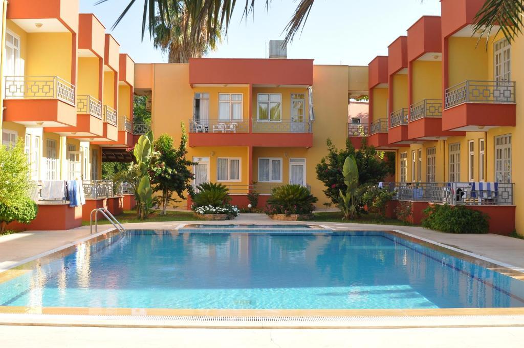 Camyuva Motel เกเมร์ ภายนอก รูปภาพ
